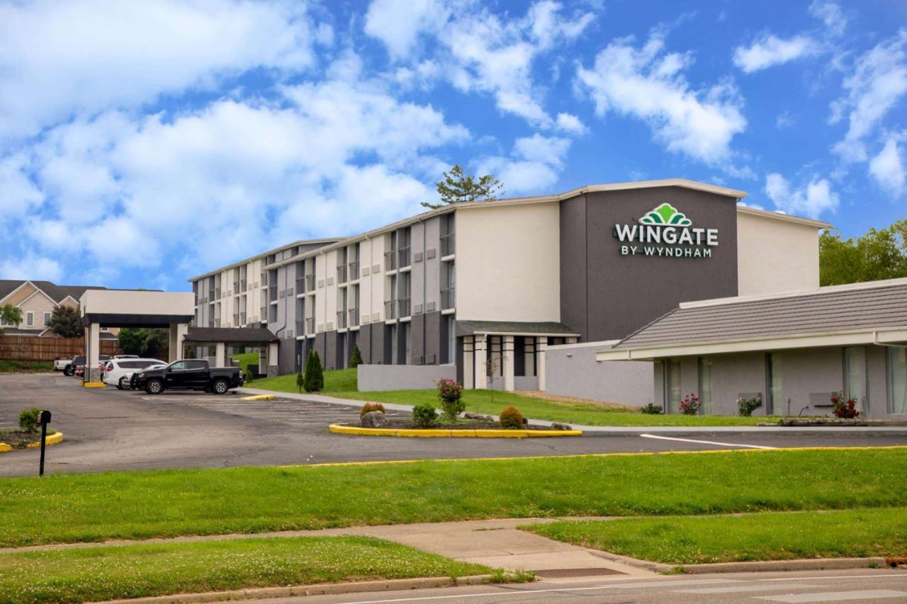 Wingate By Wyndham Bloomington Hotel Exterior photo